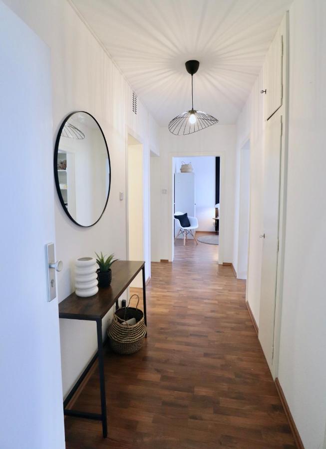 Sabe Apartment: Balcony + Free Parking + Netflix Вупертал Екстериор снимка