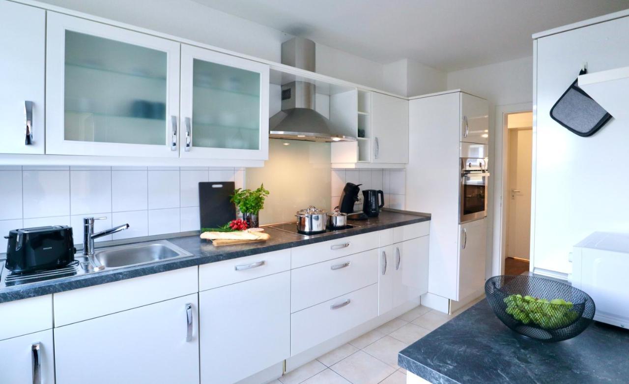 Sabe Apartment: Balcony + Free Parking + Netflix Вупертал Екстериор снимка
